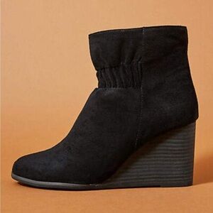 Anthropologie Mojo Moxy Sondra Wedge Booties